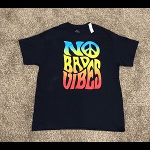 No Bad Vibes rainbow‎ T-shirt New